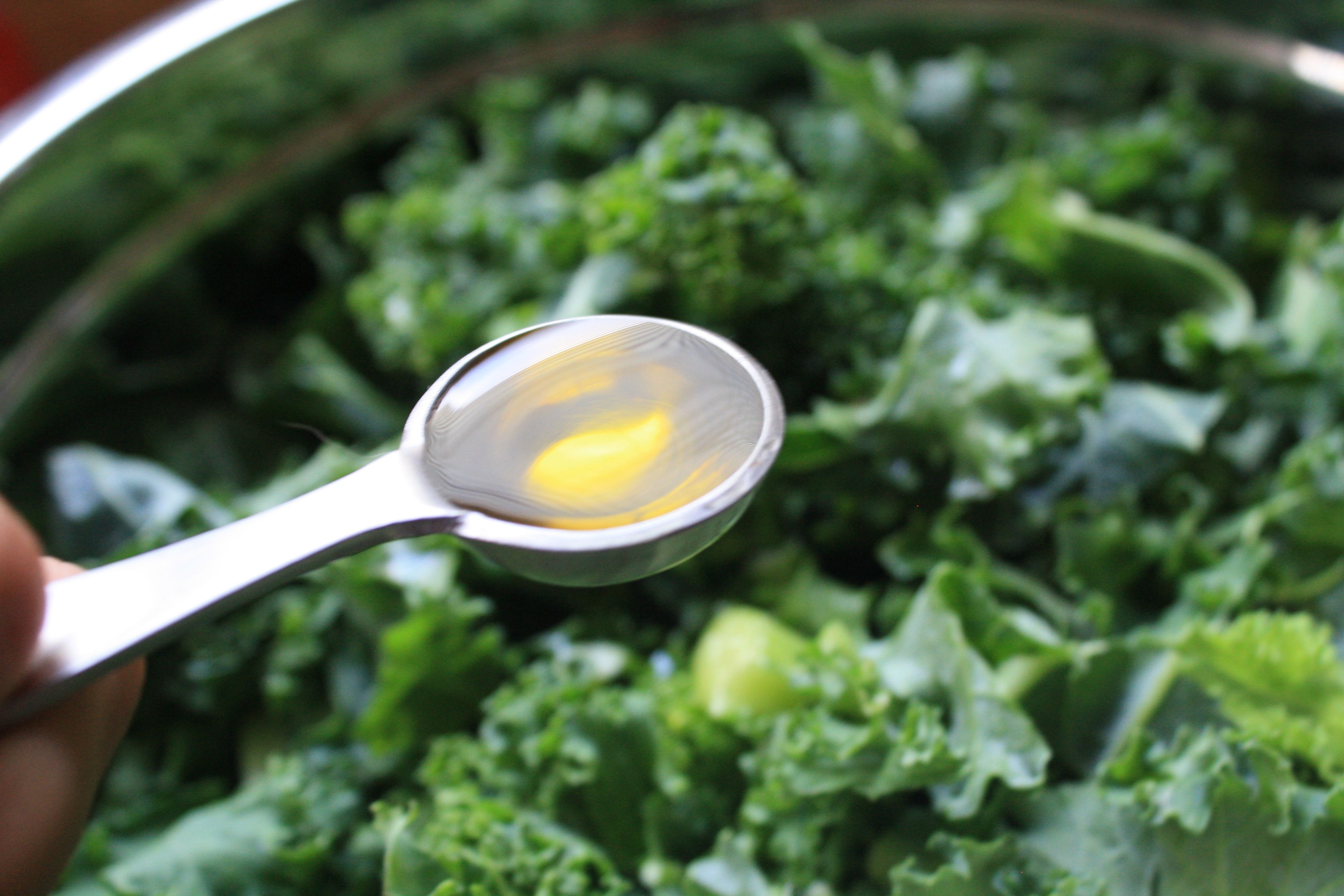 add 5 teaspoons olive oil to kale