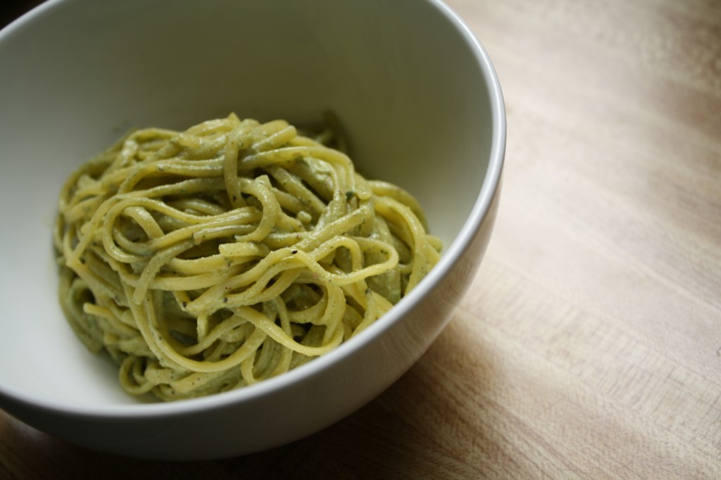 VEGETARIAN RECIPES- Creamy Mint Pesto Quinoa Noodles