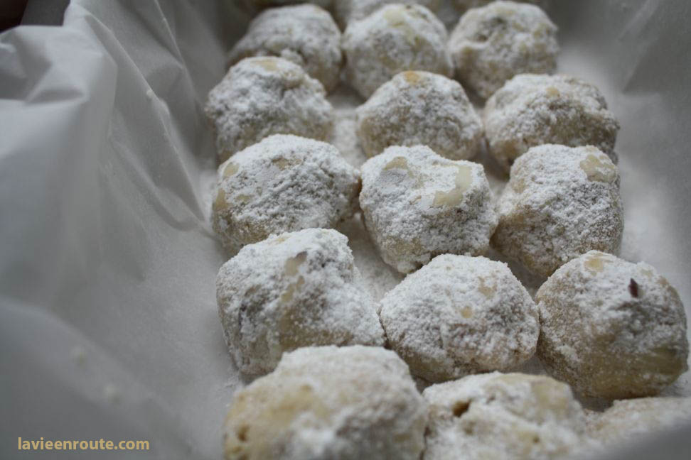 DESSERT RECIPES- Mexican Wedding Cookies