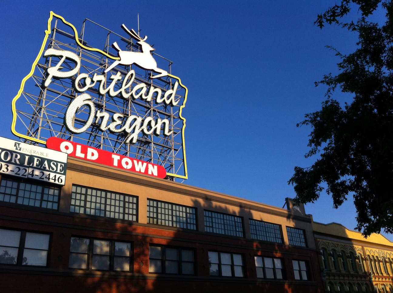 PDX- Portland-Sign