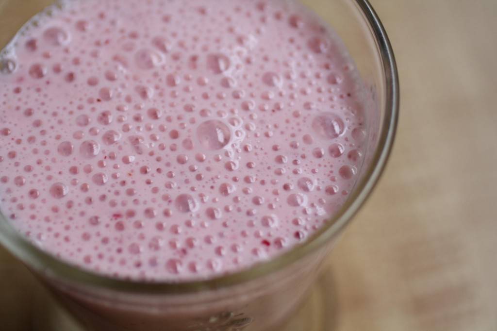 Cranberry-Lassi-the-food-poet