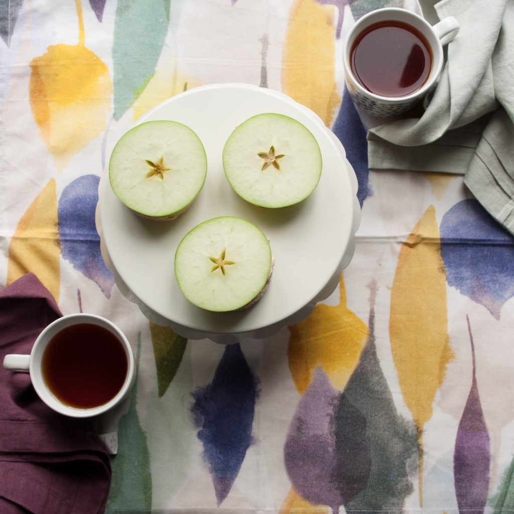 Green Apple Tartines with Cinnamon Ginger Cream Cheese