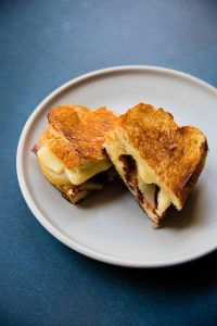Maple Pear Bacon Grilled Cheese - anneliesz